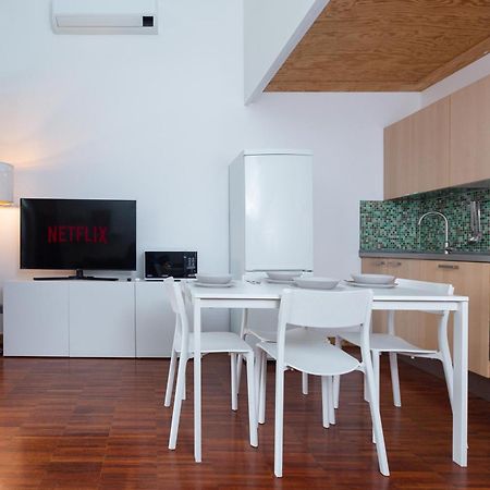 米兰White And Brown Exclusive Loft With Terrace - Free Parking - M2 Station公寓 外观 照片