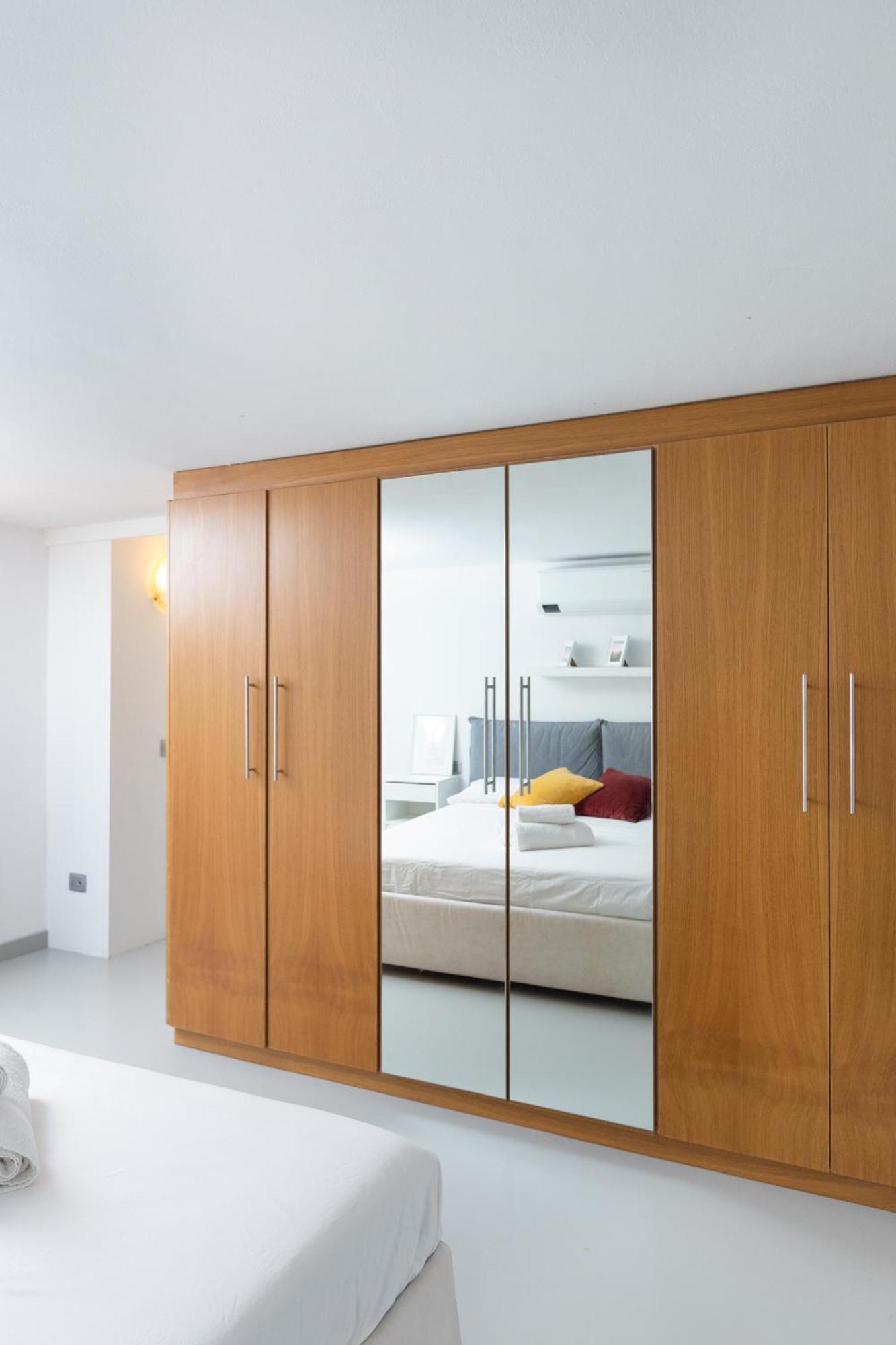 米兰White And Brown Exclusive Loft With Terrace - Free Parking - M2 Station公寓 外观 照片